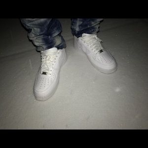 Meet your Posher, Devon